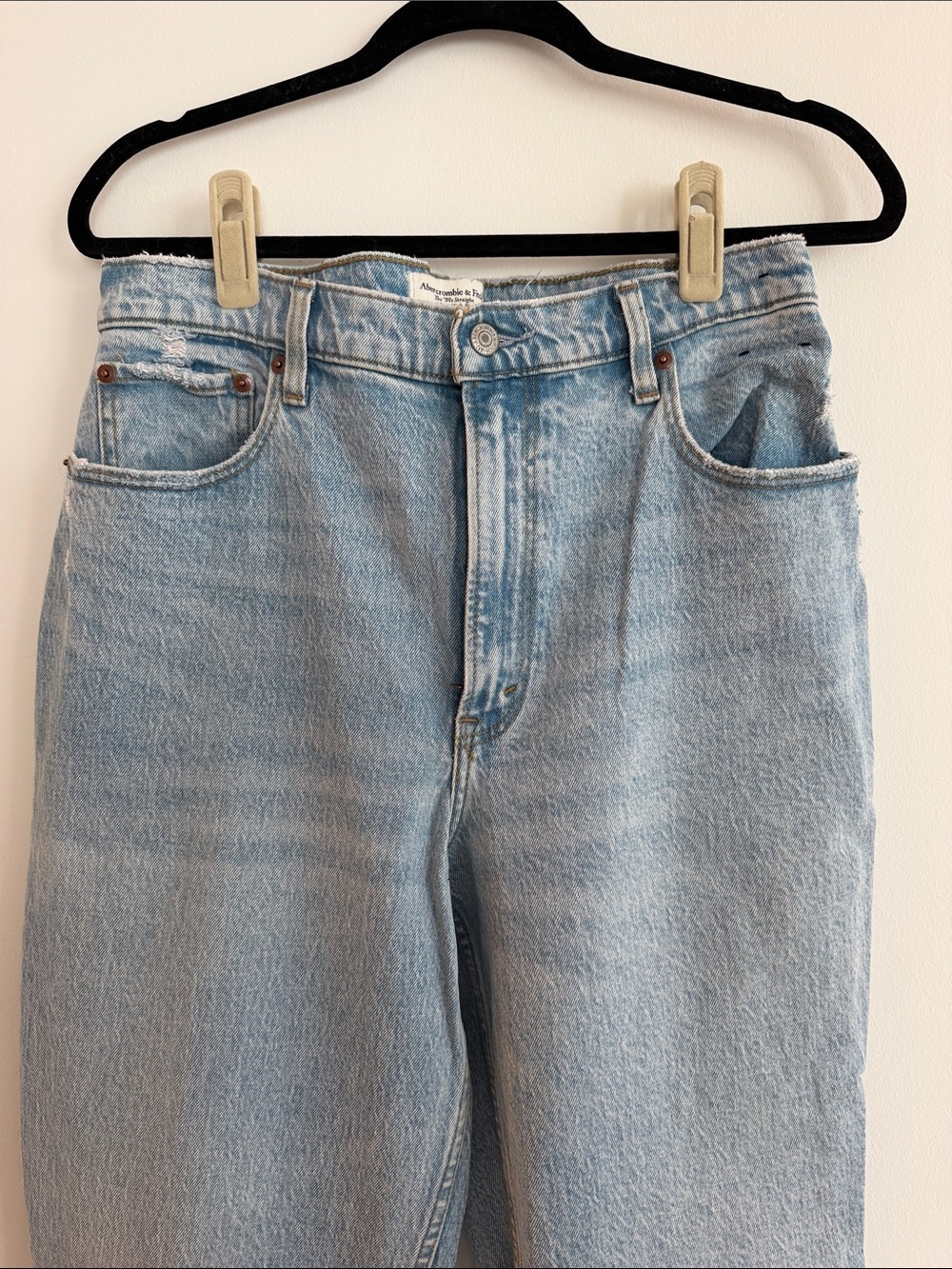 Abercrombie The 90s Straight Ultra High Rise Curve Love Jeans